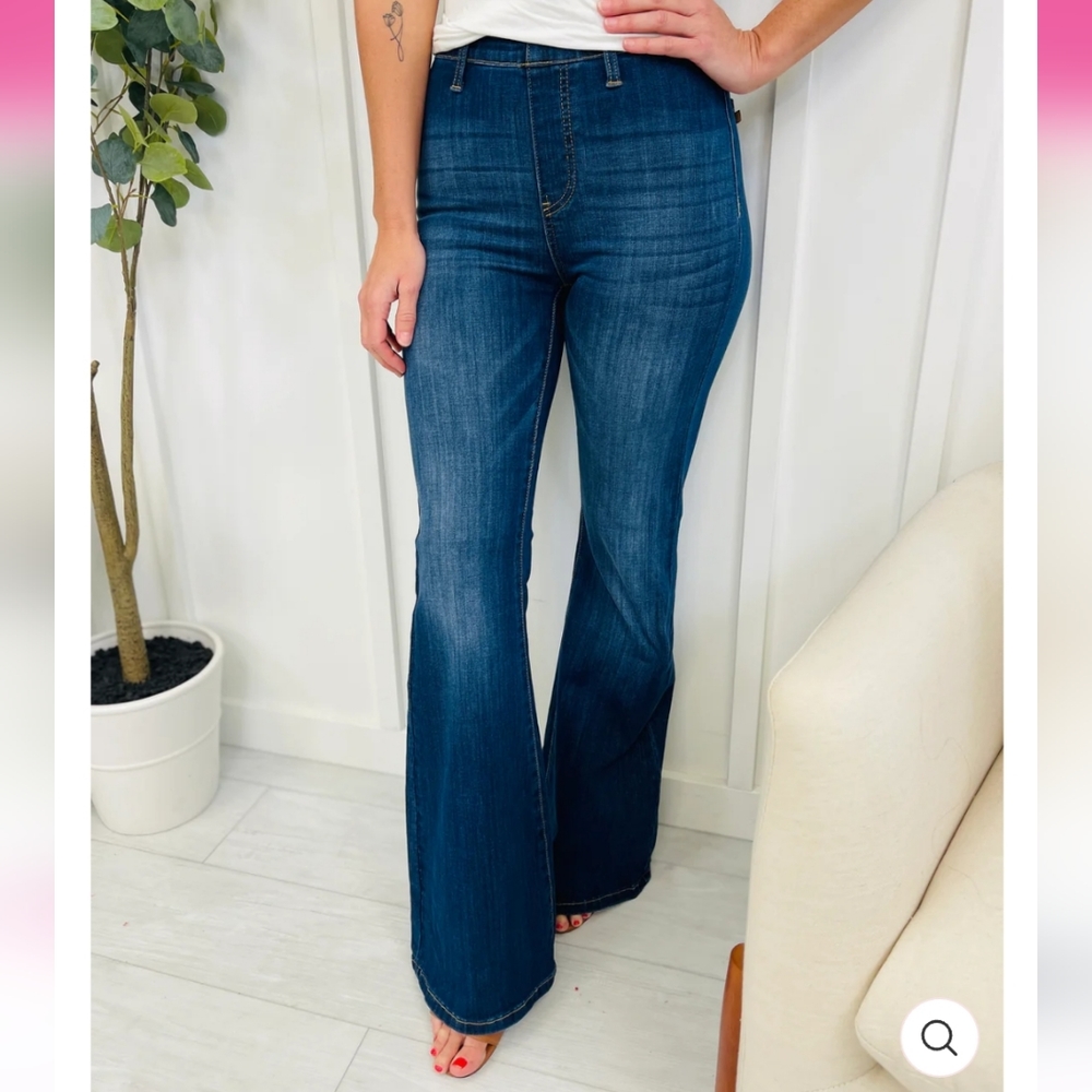 Judy Blue Dream On Flares